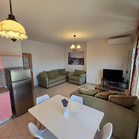 Апартаменты Lavandula Of Church Тирана