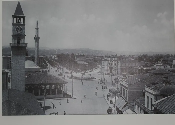 Lavandula Of Church * Tirana
